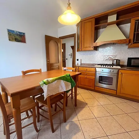 公寓 L' Angolo Di Pace Vasca Idromassaggio E Legno Alpino Con Vista Panoramica Sulla Valle *