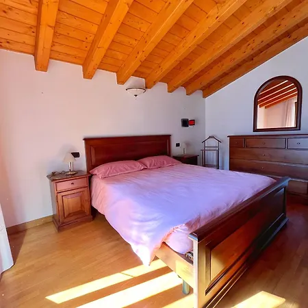 L' Angolo Di Pace Vasca Idromassaggio E Legno Alpino Con Vista Panoramica Sulla Valle *